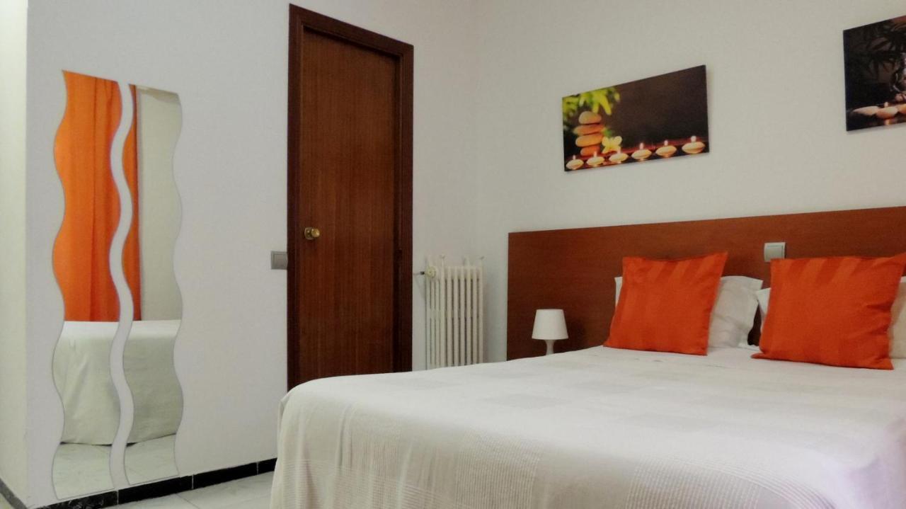 Hostal Cervantes Мадрид Екстер'єр фото