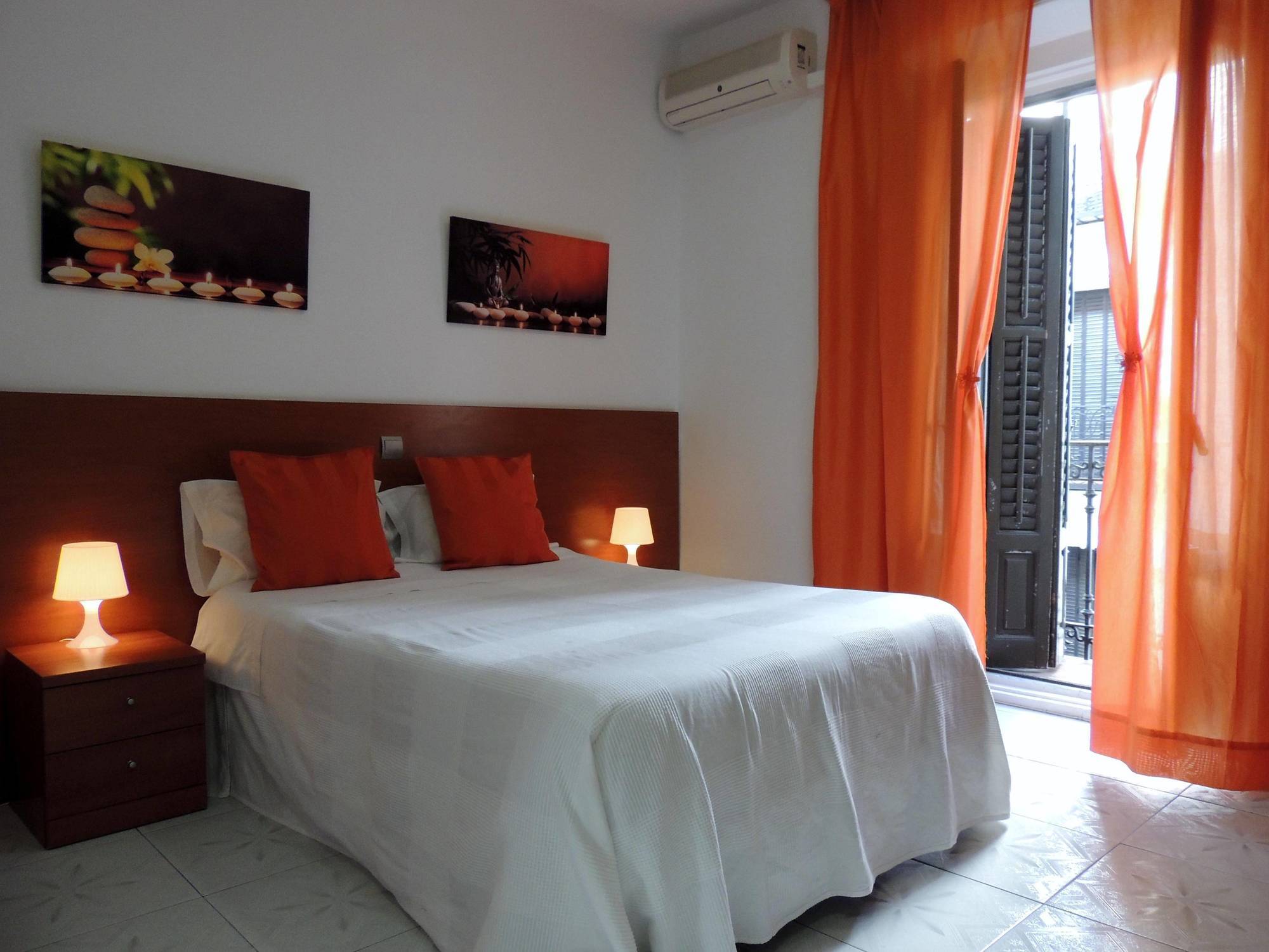 Hostal Cervantes Мадрид Екстер'єр фото